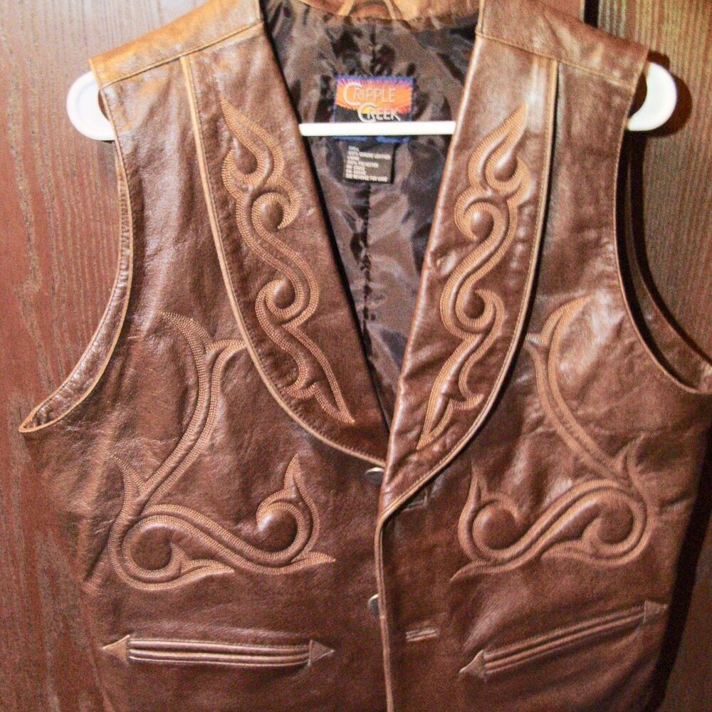 Cripple Creek Womens Tan Genuine Leather Western Pattern Style Vest